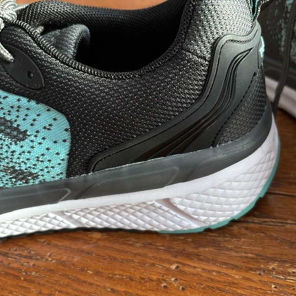 Propet Ultra Walking Shoe Women’s Grey/Mint Supportive Sneaker Size 12 Narrow - Picture 10 of 13